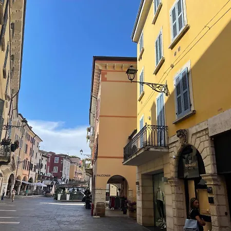 Appartement Desenzanoloft Le Petit Bijou Desenzano Desenzano del Garda